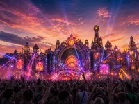 Tomorrowland thumbnail