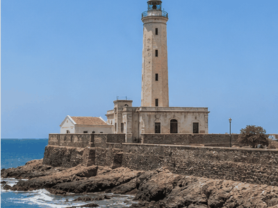 Dona Maria Pia Lighthouse, Praia
